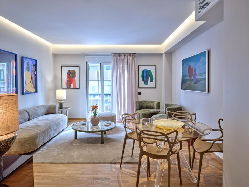 One Kolonaki , an elegant 2-bedroom apartment on Valaoritou pedestrian street Apartment in Athens