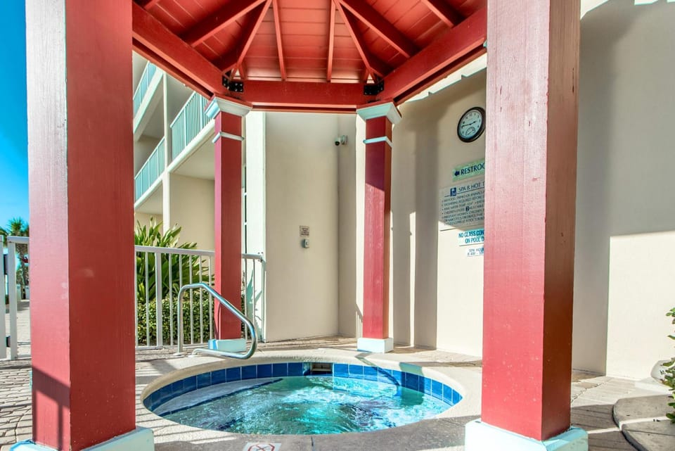 Majestic Beach Towers 1-1510 House in Long Beach
