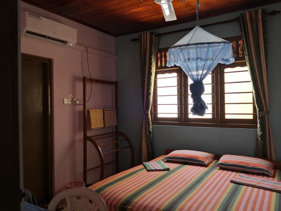 Guillet Beach Home Vacation rental in Southern Province