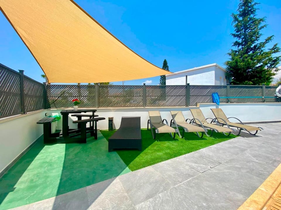 Sofia Luxury villa with 3 suite bedroom with 3 private bathroom Villa in Paphos District