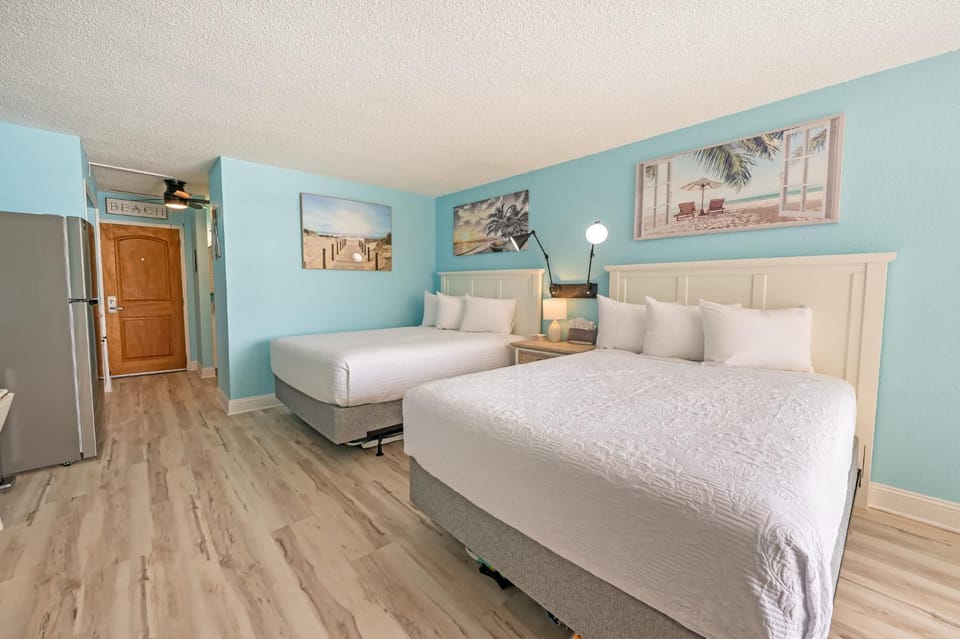 Beautiful unit Oceanview Studio with Heated Pools House in South Carolina
