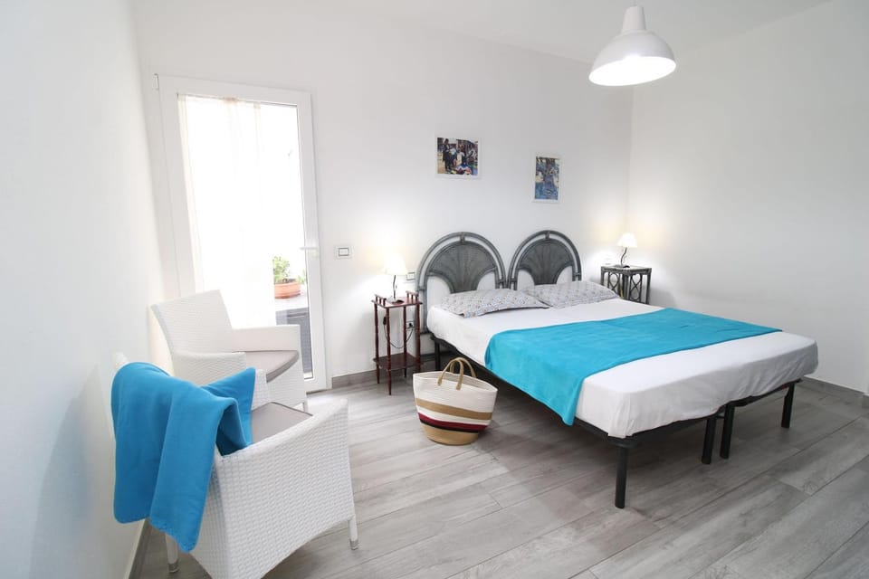 Beach-Apartmet-20-mt-from-the-beach Apartment in La Caletta