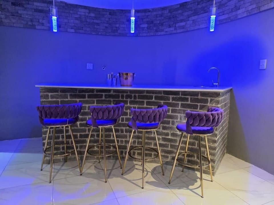 Blueroof BYO Hotel in Zimbabwe