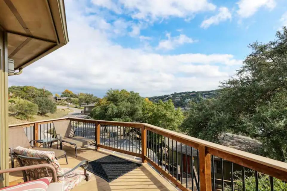 Property building, Balcony/Terrace, Garden view