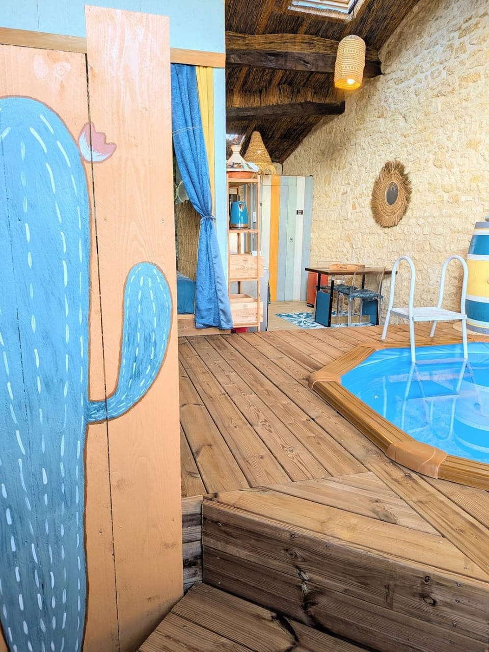 Swimming pool