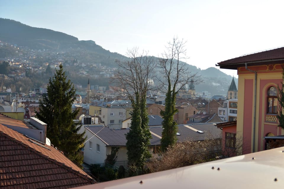 Nearby landmark, Day, Natural landscape, City view, Landmark view, Mountain view