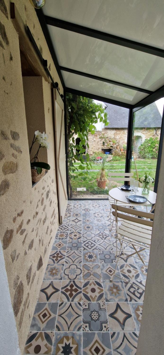 Patio, Garden view