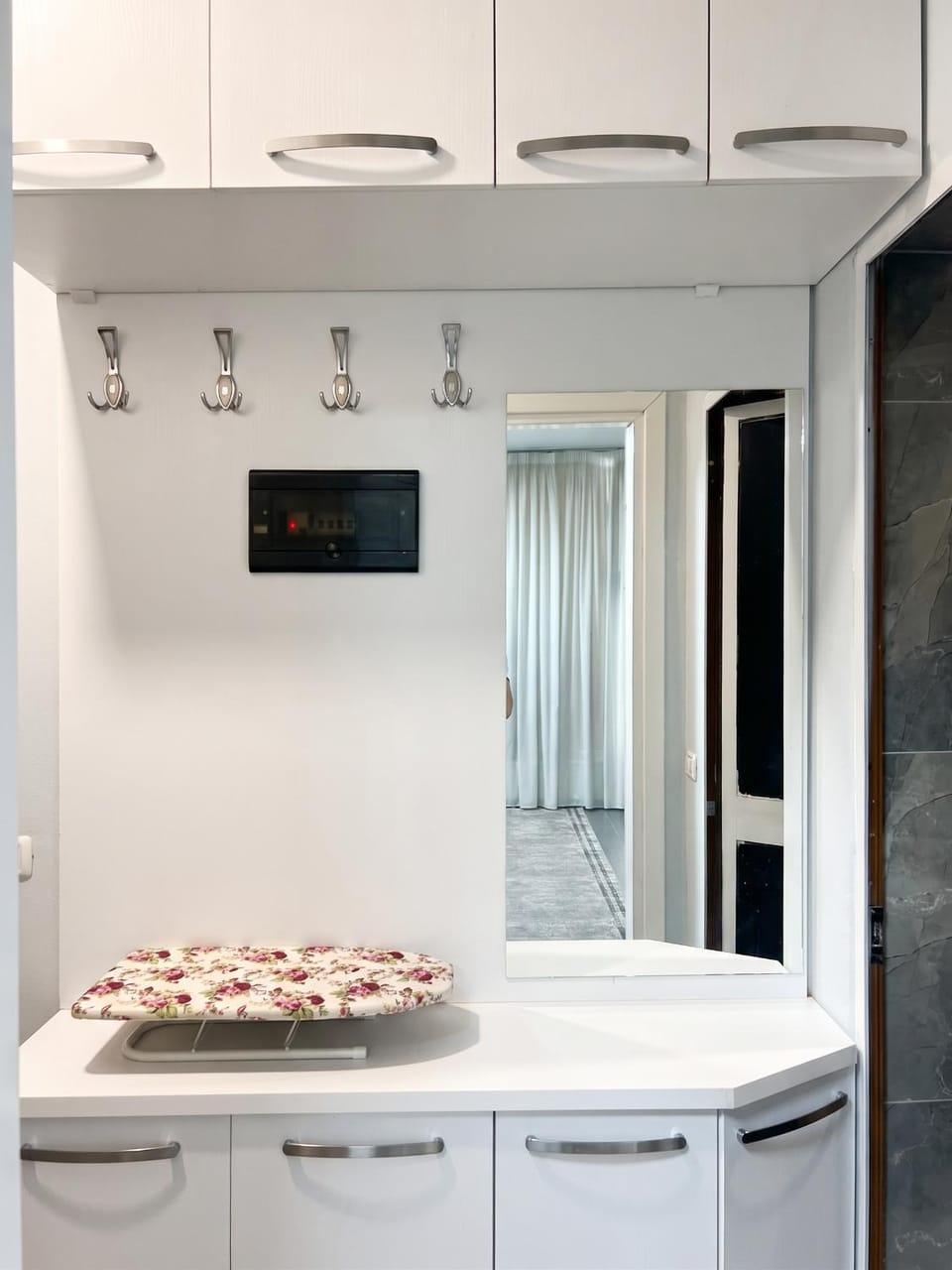 TV and multimedia, Kitchen or kitchenette, minibar, stove