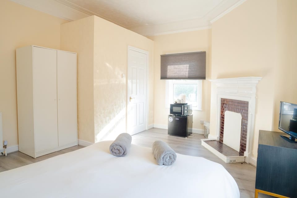 Chestnut Lodge Bed & Go Bed and Breakfast in Eastleigh District