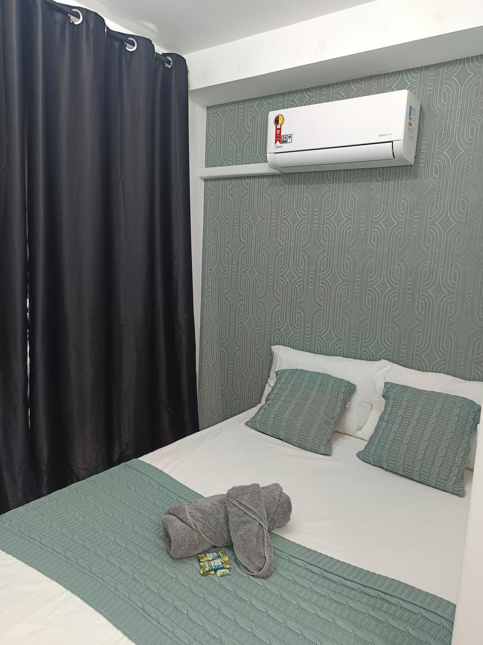 Studio II Completo Próx Estádio do Morumbi e Metrô Vila Sônia - SP Apartment in Sao Paulo City
