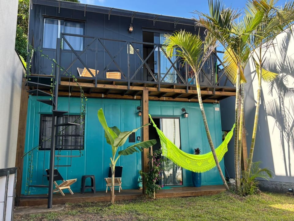 MAY - Eco containers Apartment in Florianopolis