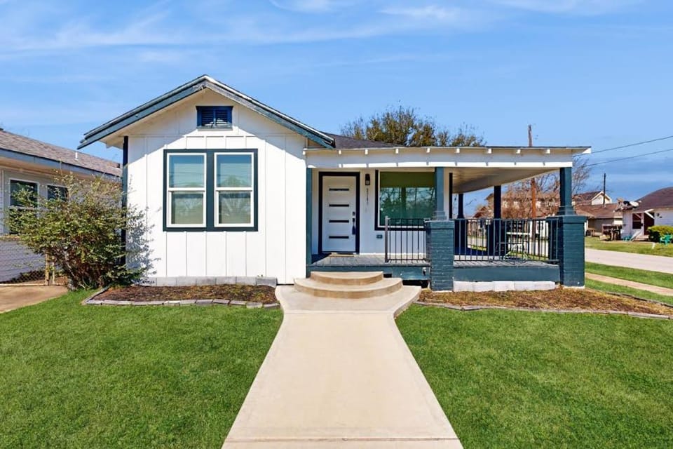 Urban Nomad House in Houston
