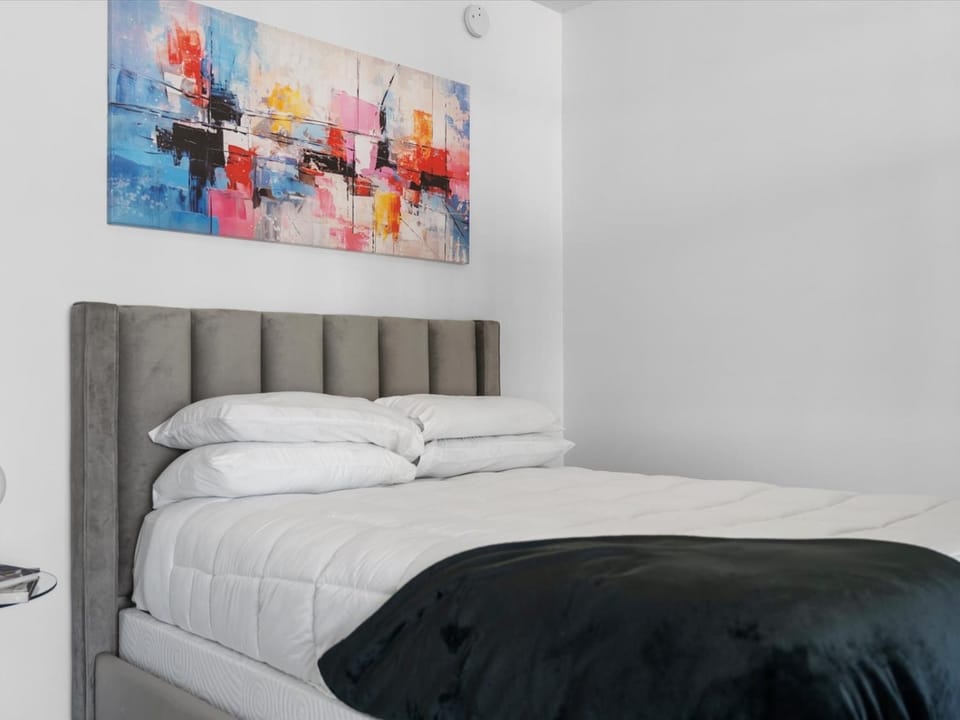 Bed, Bedroom