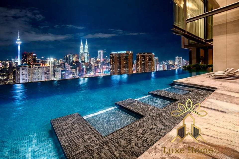 Nearby landmark, Night, Swimming pool