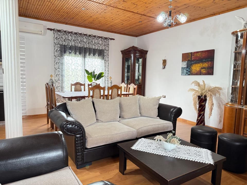 Vila Masta Apartment in Vlorë