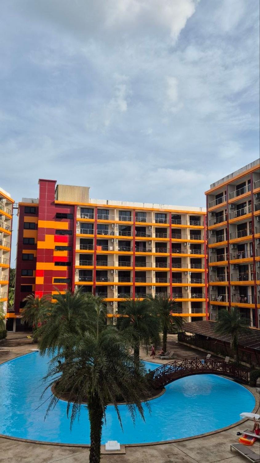 Pool view, Pool view, Swimming pool, Swimming pool