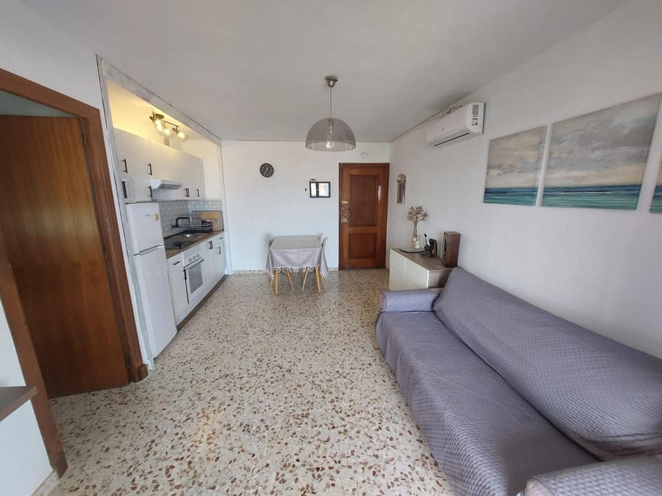 Communal lounge/ TV room, Kitchen or kitchenette