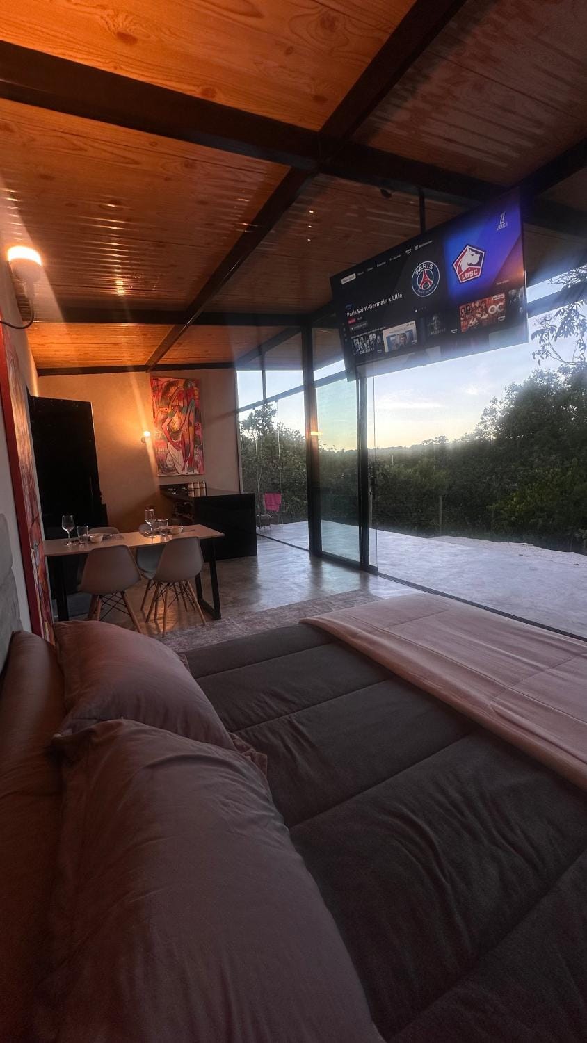 Studio privativo com hidro e vista panorâmica House in State of Goiás