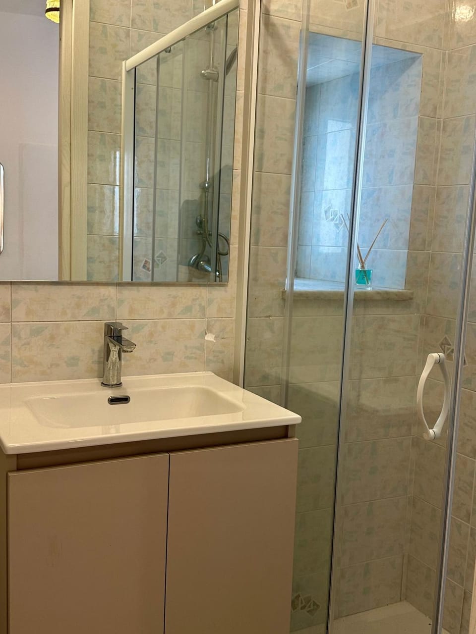 Shower, Bathroom
