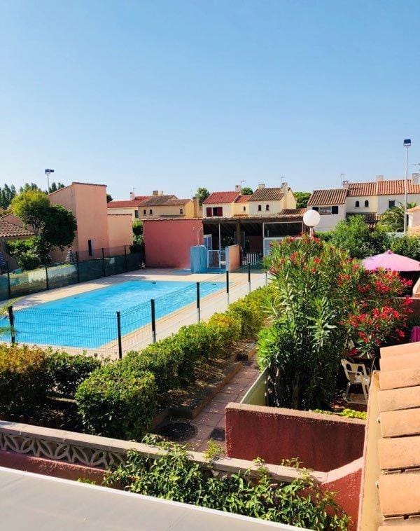 Maisonnette Les Coraux residence prive avec piscine Apartment in Canet-en-Roussillon