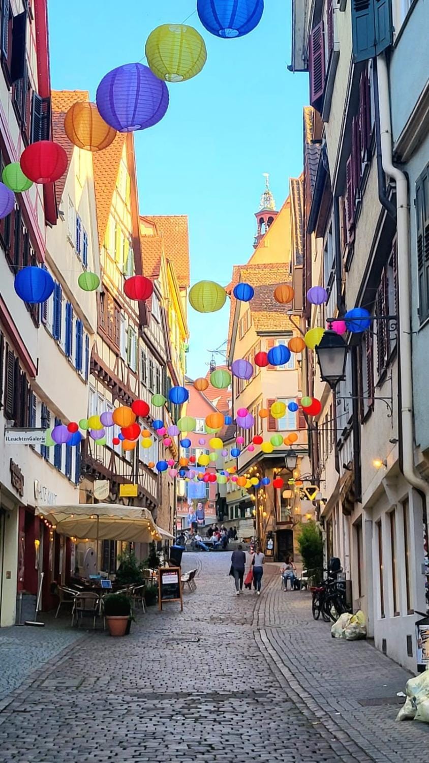 Nearby landmark, Area and facilities, Shopping Area