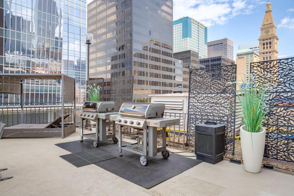 Long-Term Stay in Dtwn Denver! Walkable Condo House in LoDo