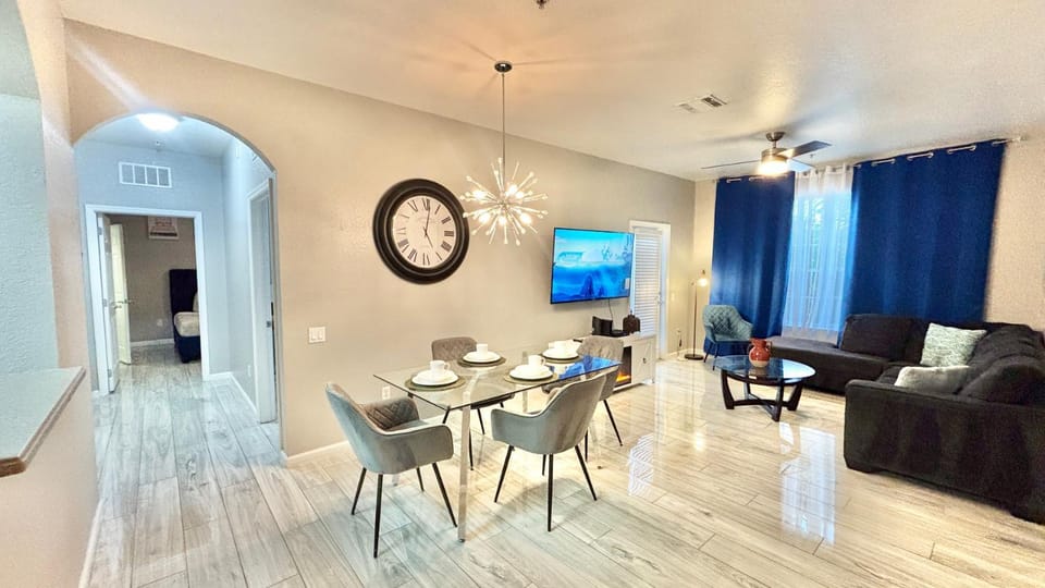 4102-304 Getaway 3BRBonus room Vista Cay Condo Apartment in Orlando