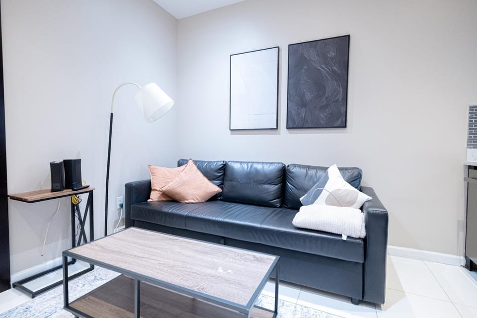 Comfy 2 bedroom apartment on Central Park West Apartment in Harlem