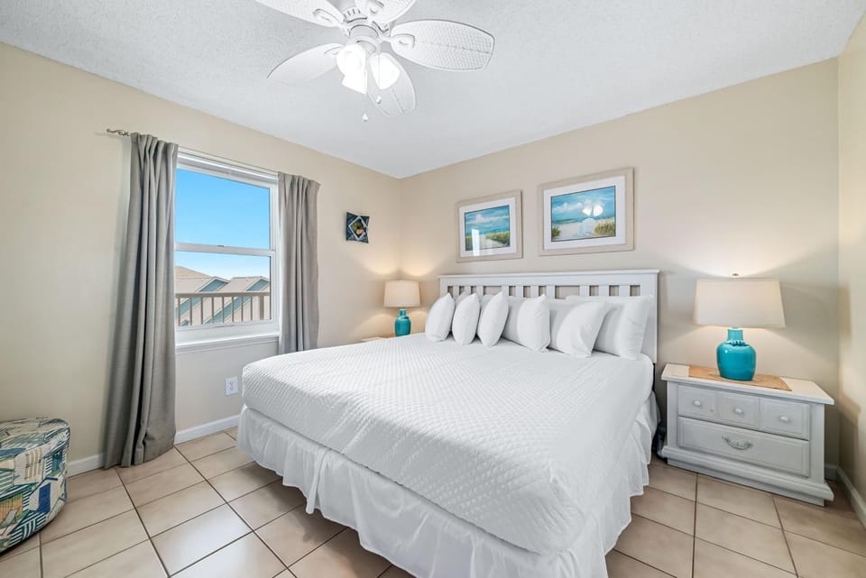 Tradewinds Unit 306 House in Orange Beach
