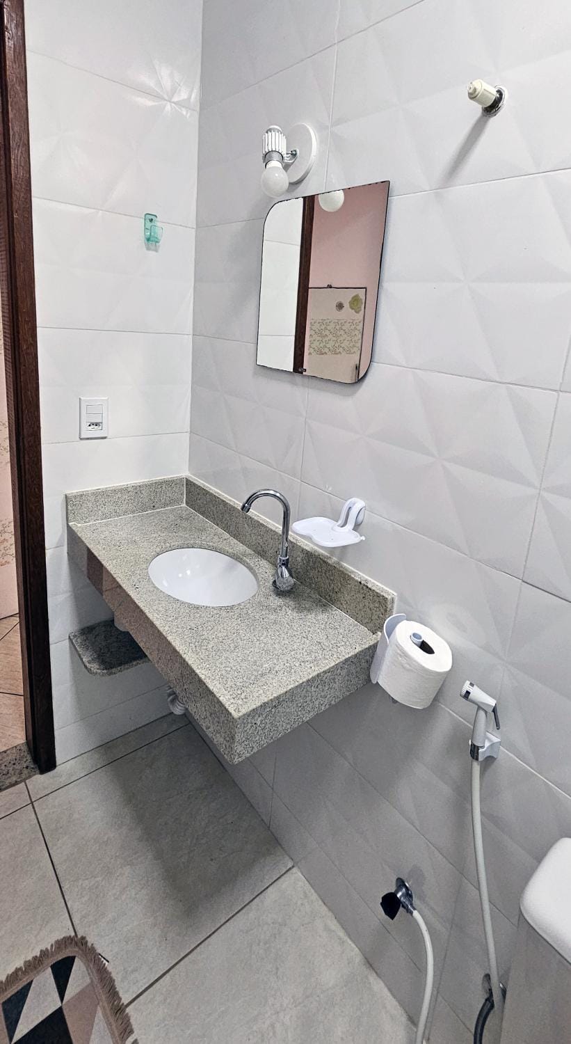 Bathroom, towels