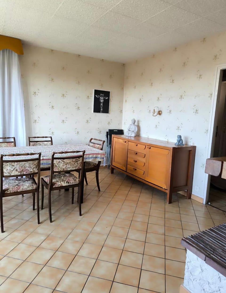 Maison Atypique 5 chambres Apartment in Le Mans