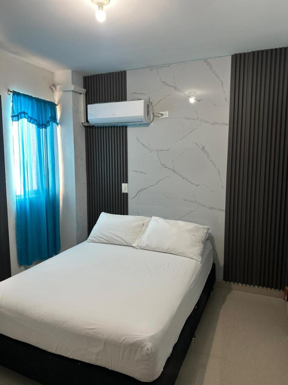 Bathroom, Bedroom, air conditioner
