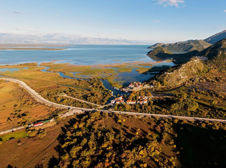 Nearby landmark, Natural landscape