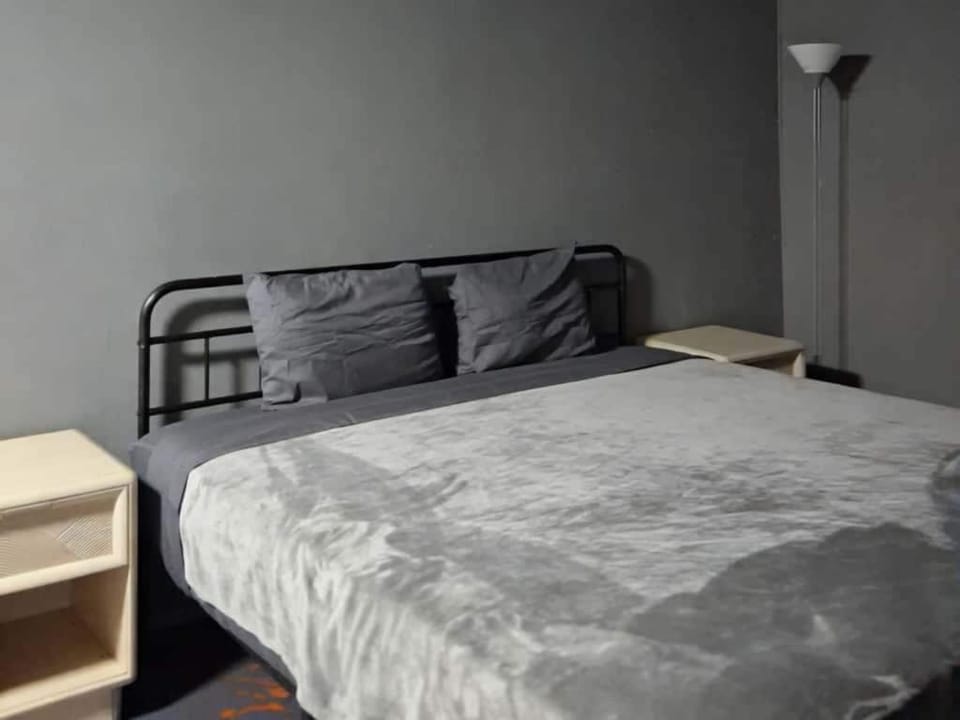 King Bed Hotel Room 255 Apartment in Jackson
