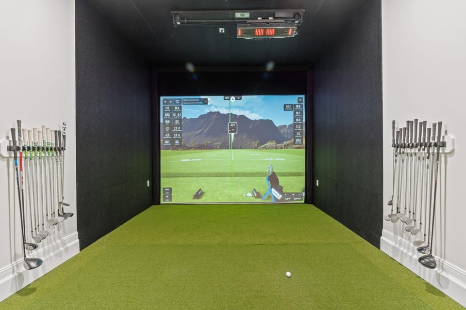 Game Room, Minigolf