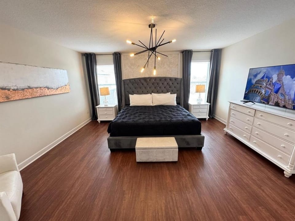 6Bed Villa Close to Disney - Private Pool and Club House in Kissimmee
