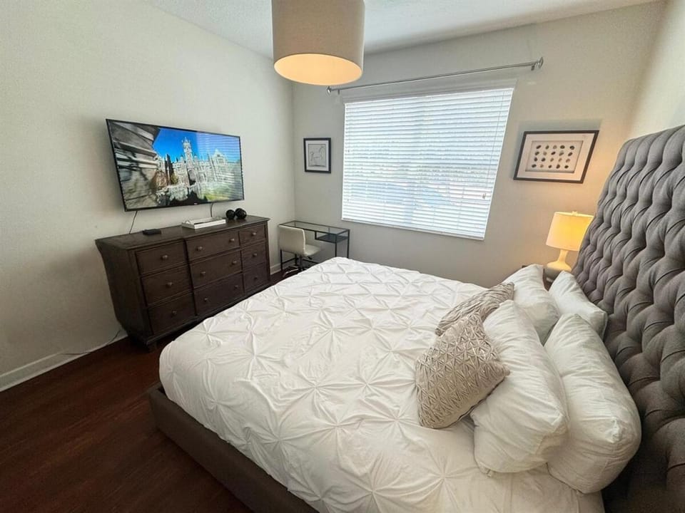 6Bed Villa Close to Disney - Private Pool and Club House in Kissimmee