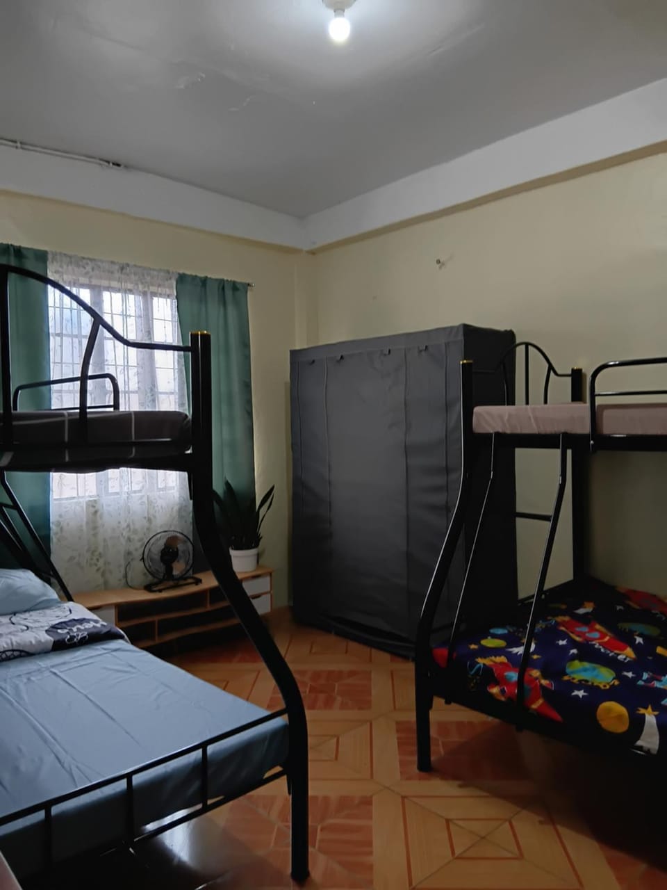 bunk bed, furniture, towels