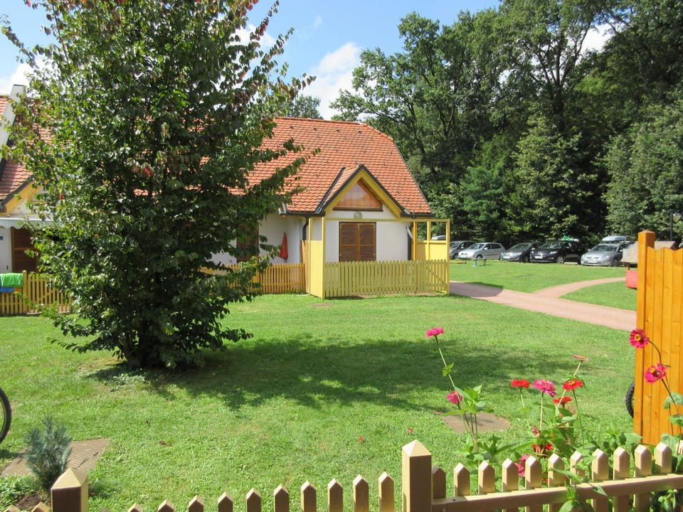 Property building, Garden view