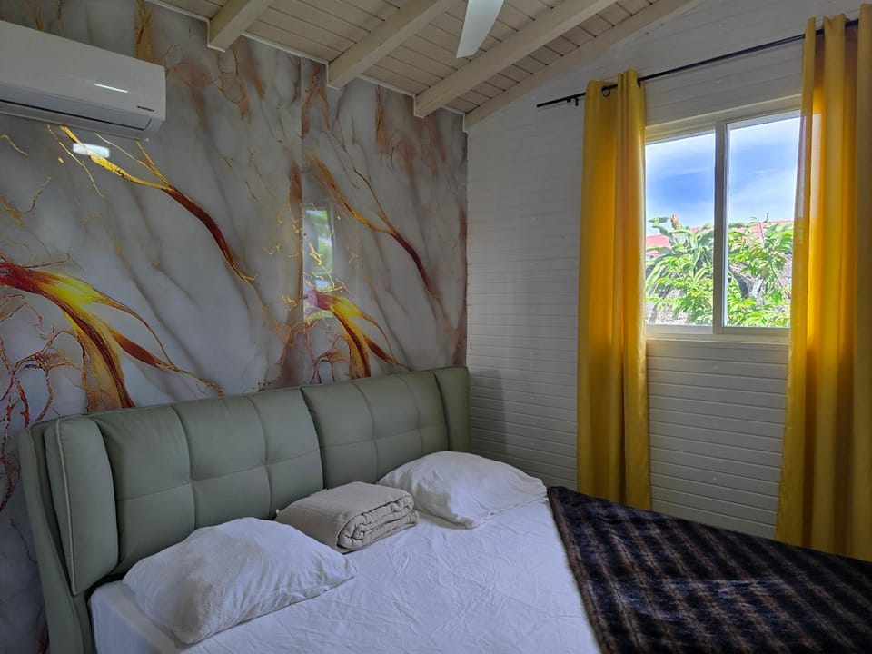 Villa Chelsy House in Leeward Islands