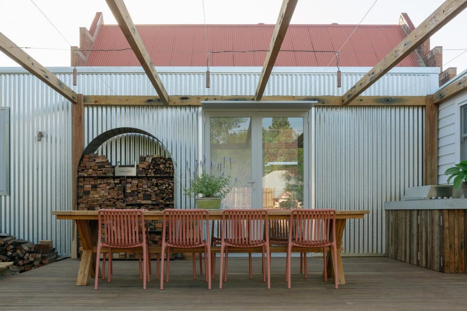 Patio, Dining area