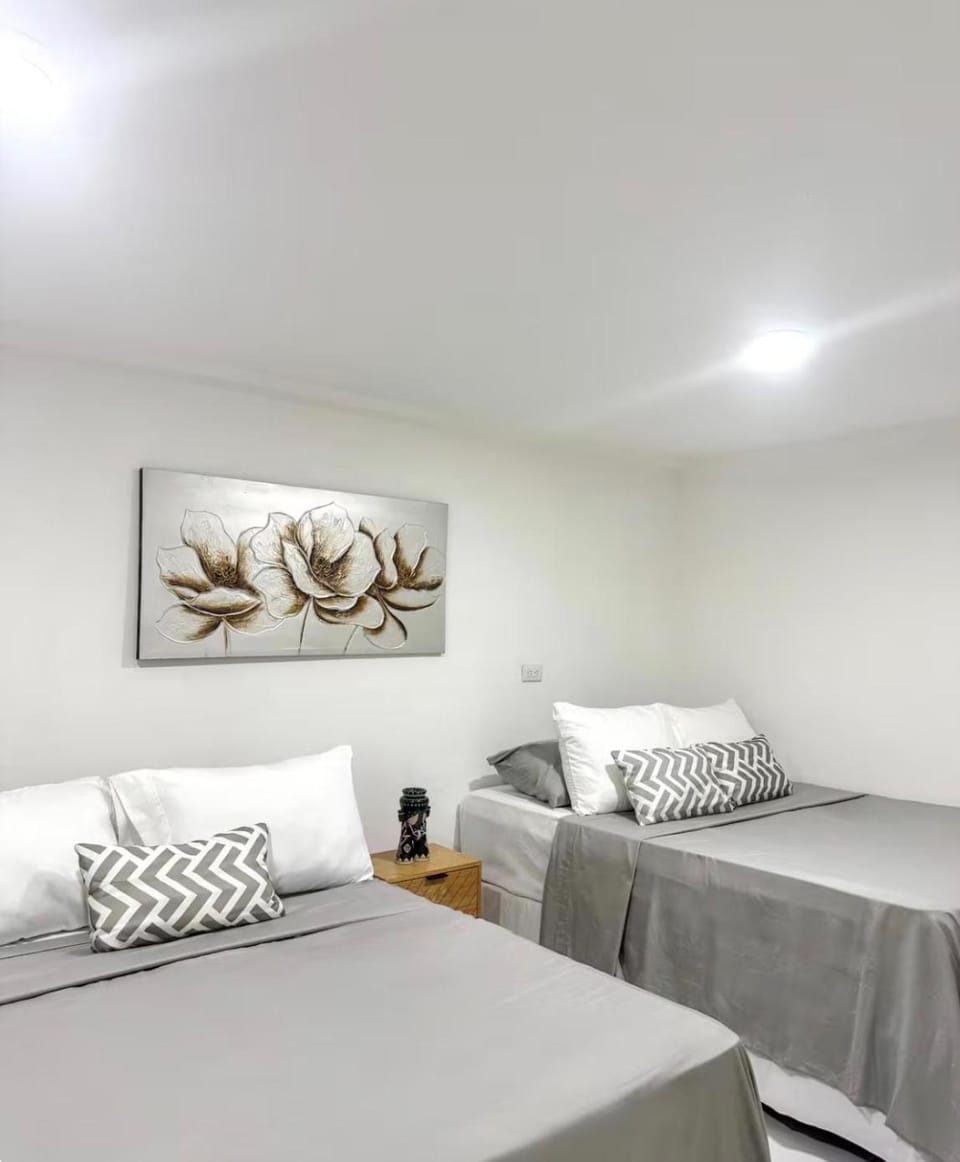 Central Stay SV Apt Walk to Historic Center Apartment in San Salvador