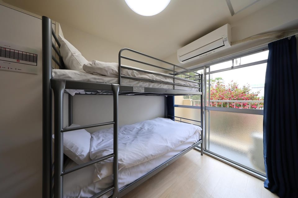 bunk bed