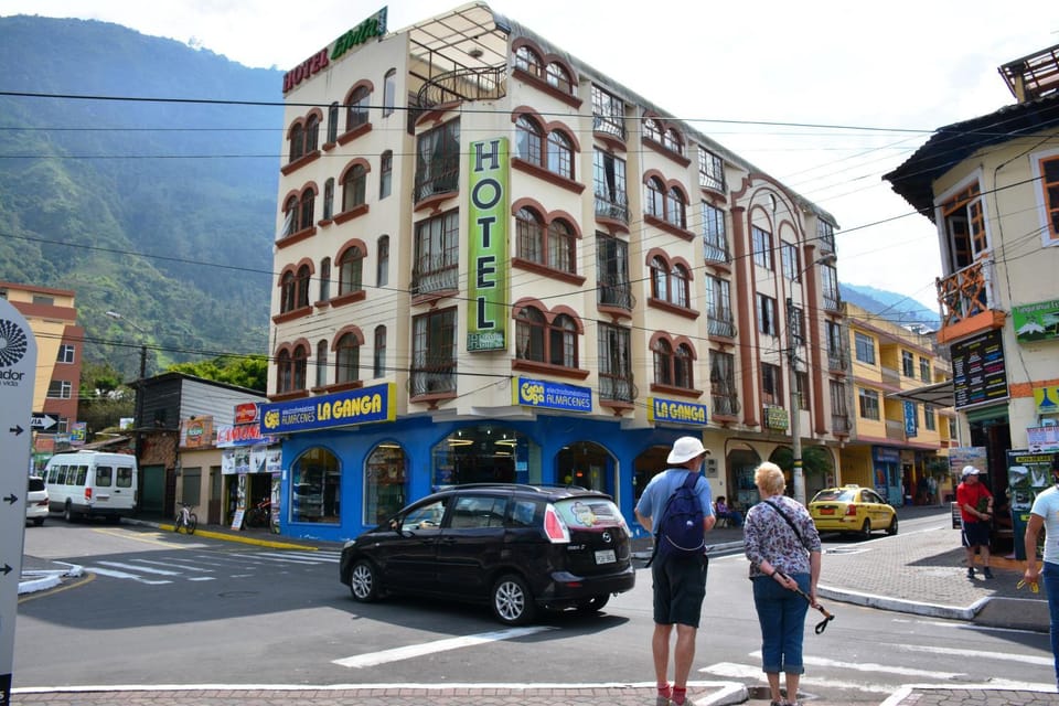 Facade/entrance, Lobby or reception