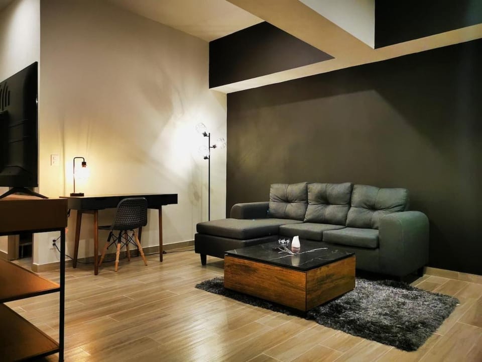 Heated Indoor Pool with GYM and free parking Apartment in Santiago de Queretaro