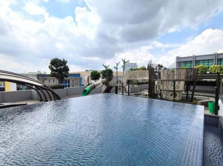 Skytrees Couple Studio Aeon Bukit Indah By STAY Apartment in Johor Bahru