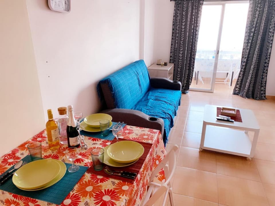 Balcony/Terrace, Living room, Seating area, Dining area