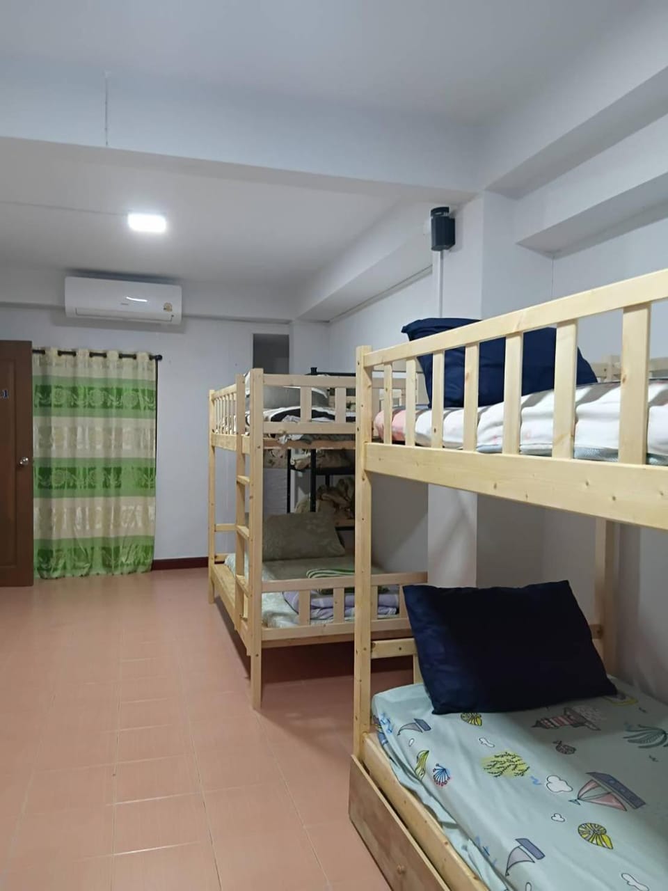 Middle Road Hostel Hostel in Ko Samui
