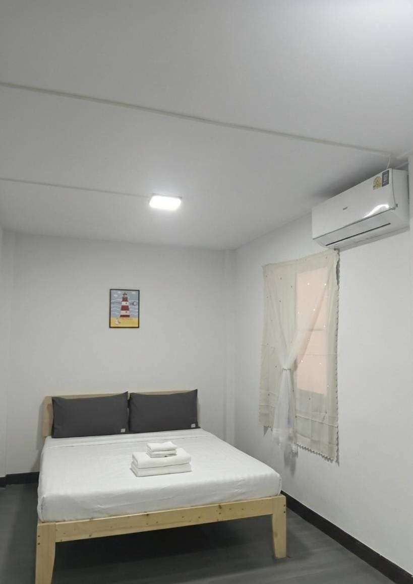 Middle Road Hostel Hostel in Ko Samui