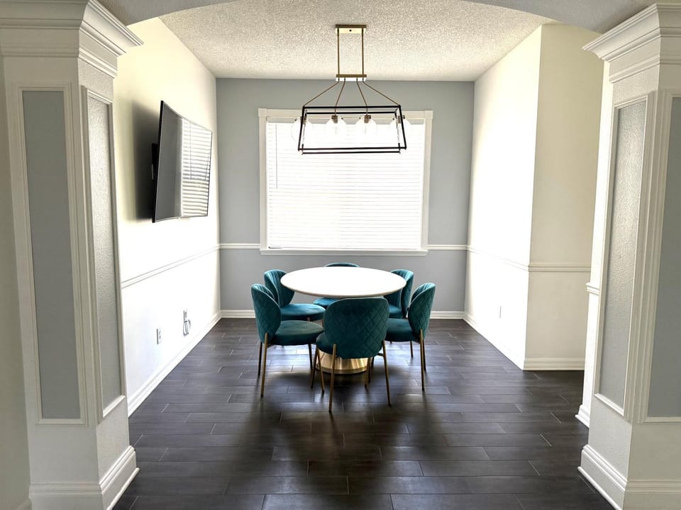 Outdoor fun stay near TIA, RayJ & Downtown Tampa! House in Town N Country
